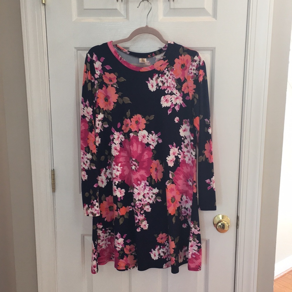 LARA Long Sleeve Casual Dress